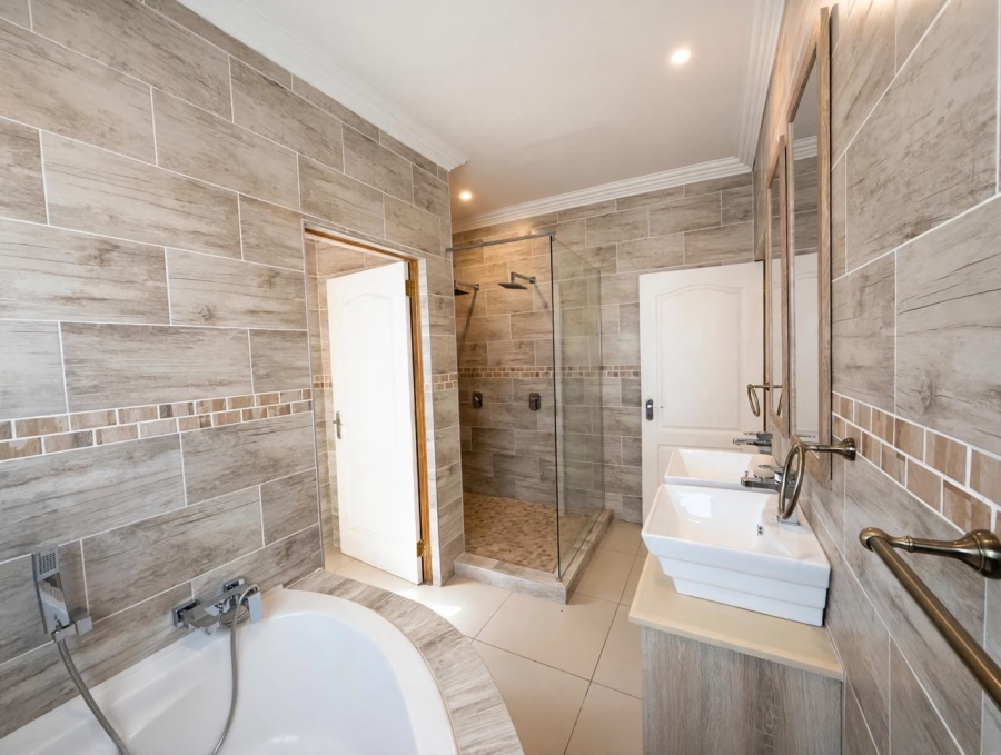 3 Bedroom Property for Sale in Saldanha Western Cape